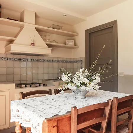 Apartment In Einem In Den Huegeln- Mit Garten Und Pool By Interhome Pesaro