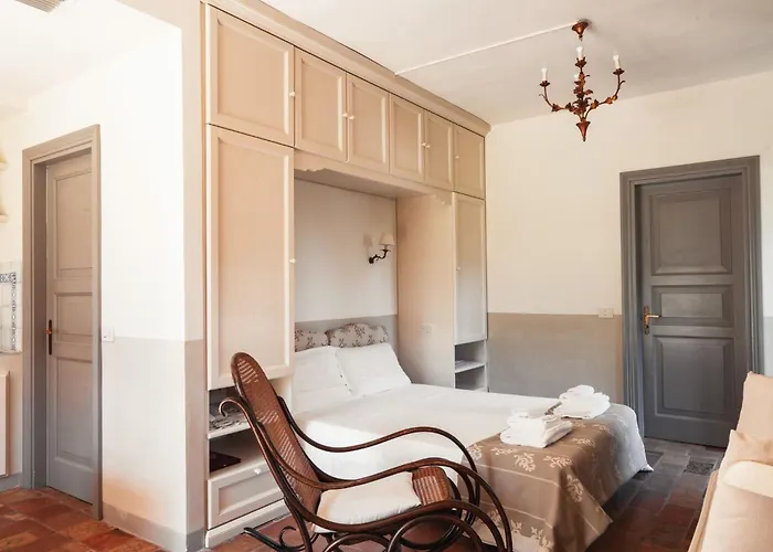 Apartment In Einem In Den Huegeln- Mit Garten Und Pool By Interhome Pesaro