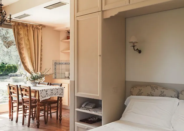 In Einem In Den Huegeln- Mit Garten Und Pool By Interhome Pesaro