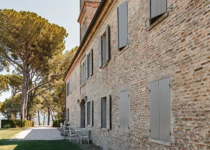 Appartamento In Einem In Den Huegeln- Mit Garten Und Pool By Interhome Pesaro