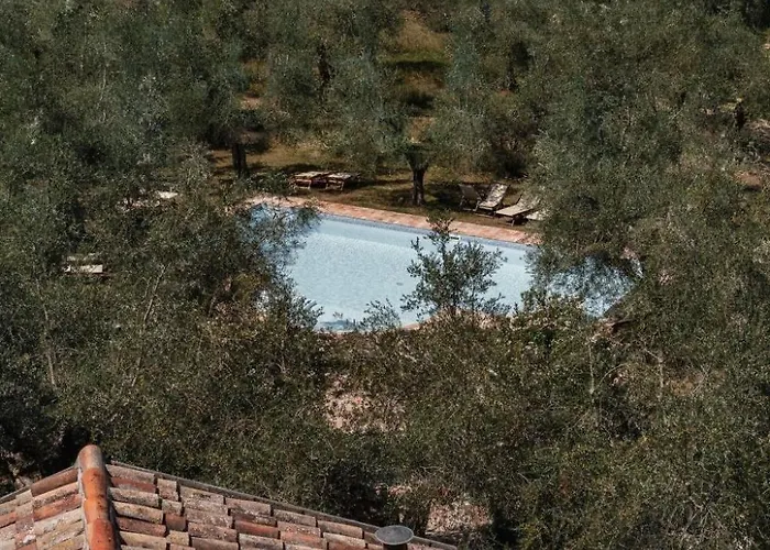 In Einem In Den Huegeln- Mit Garten Und Pool By Interhome * Pesaro